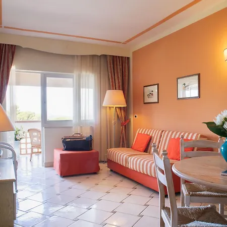 Golf Hotel