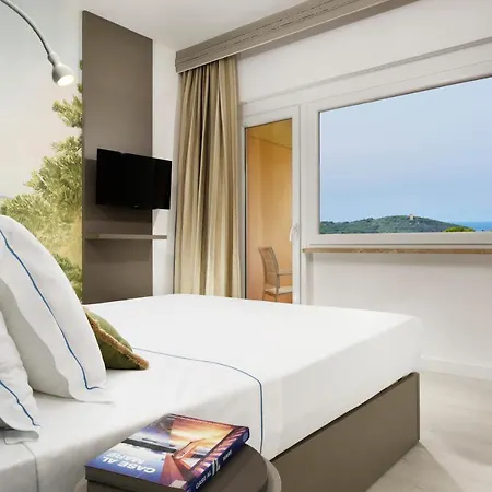 Hotel Golf 4*