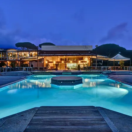 Golf Hotel 4*
