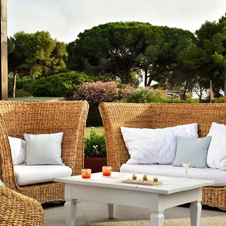 Golf Hotel 4*