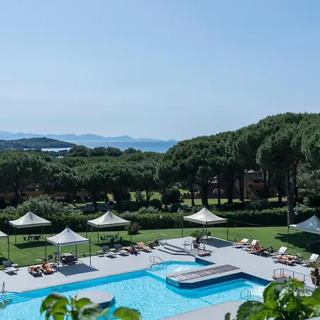 Hotel Golf 4*
